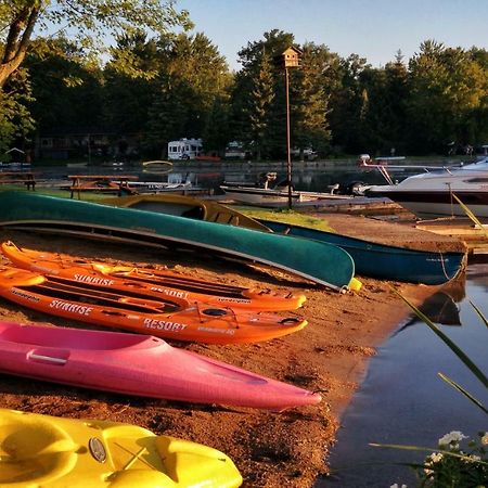 Sunrise Resort Buckhorn Екстериор снимка